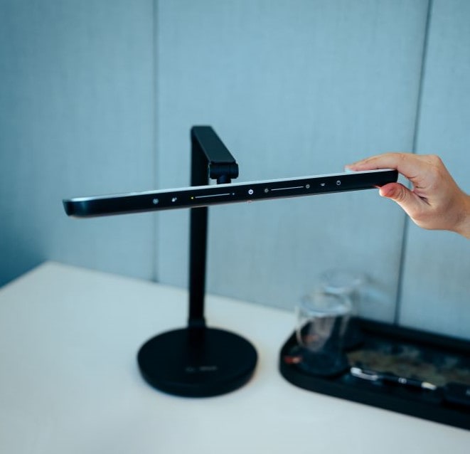 Signify and Mercedes-AMG PETRONAS Formula One Team launch performance desk lamp